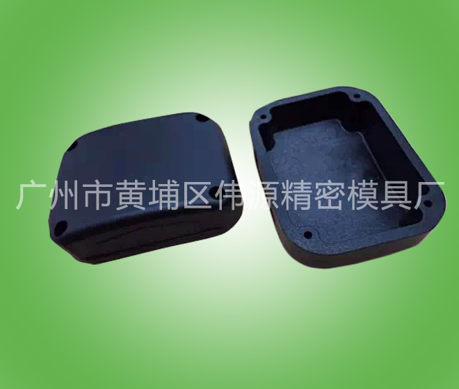 黑色小天線(xiàn)裝置